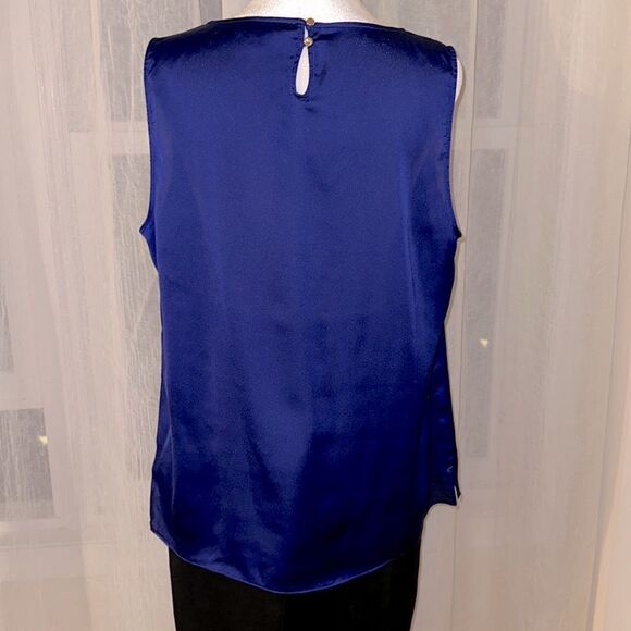 Talbots L Midnight Blue Pleated Chest Back Button Keyhole Sleeveless Blouse - Picture 2 of 9